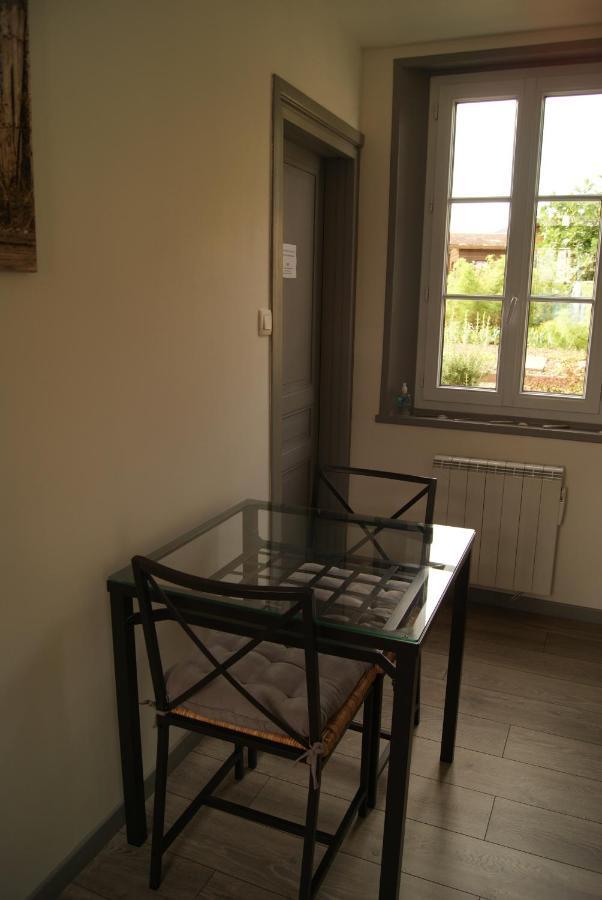 Bed and Breakfast La Longere De Suzanne Arrest Екстер'єр фото